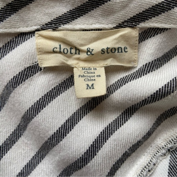 Cloth & Stone Long Sleeve Striped Top - Picture 8 of 10